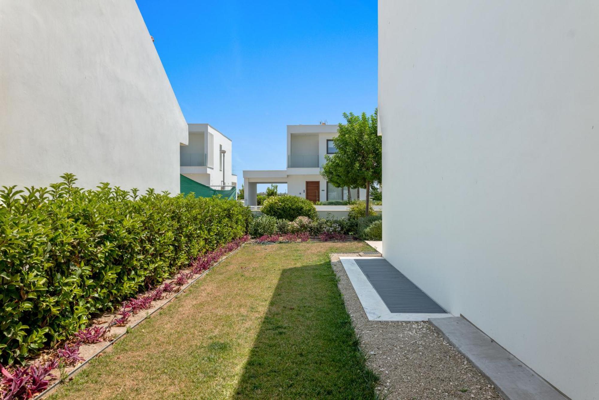 Serenity Waves Villa 17 Larnaca Extérieur photo