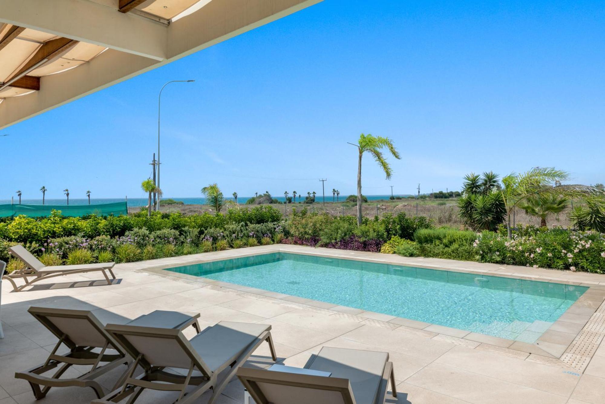 Serenity Waves Villa 17 Larnaca Extérieur photo